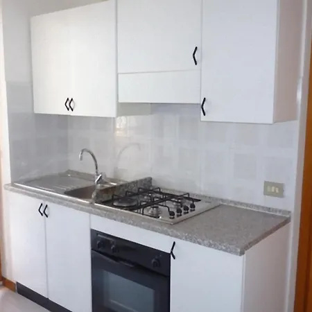 Apartment R33 - Trilocale A 150 Mt Dalle Spiagge *