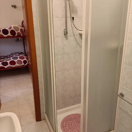 R33 - Trilocale A 150 Mt Dalle Spiagge *